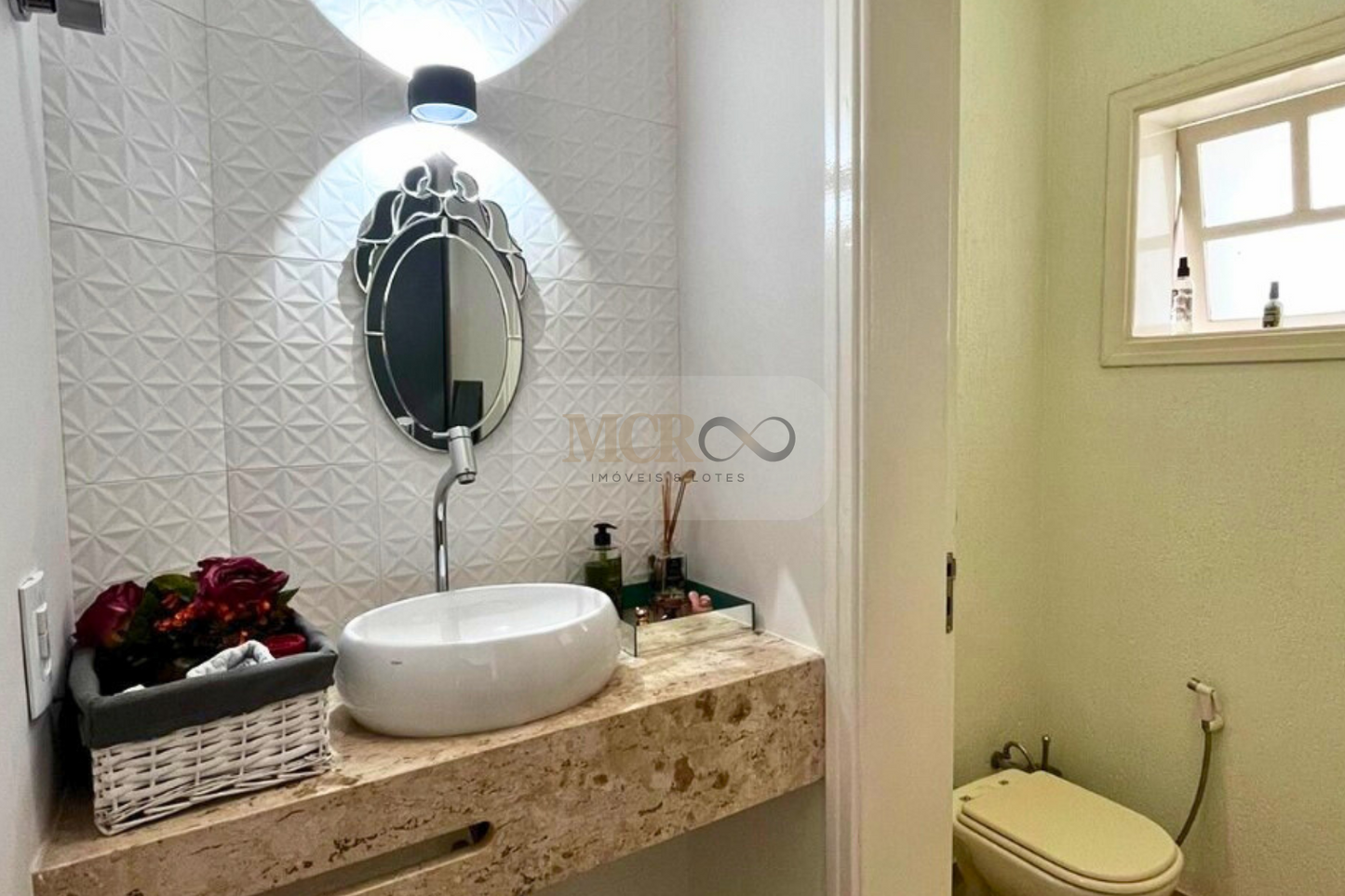 Casa à Venda - Condomínio Reserva Colonial Valinhos