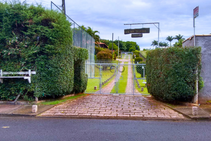 Chácara à Venda - Valinhos