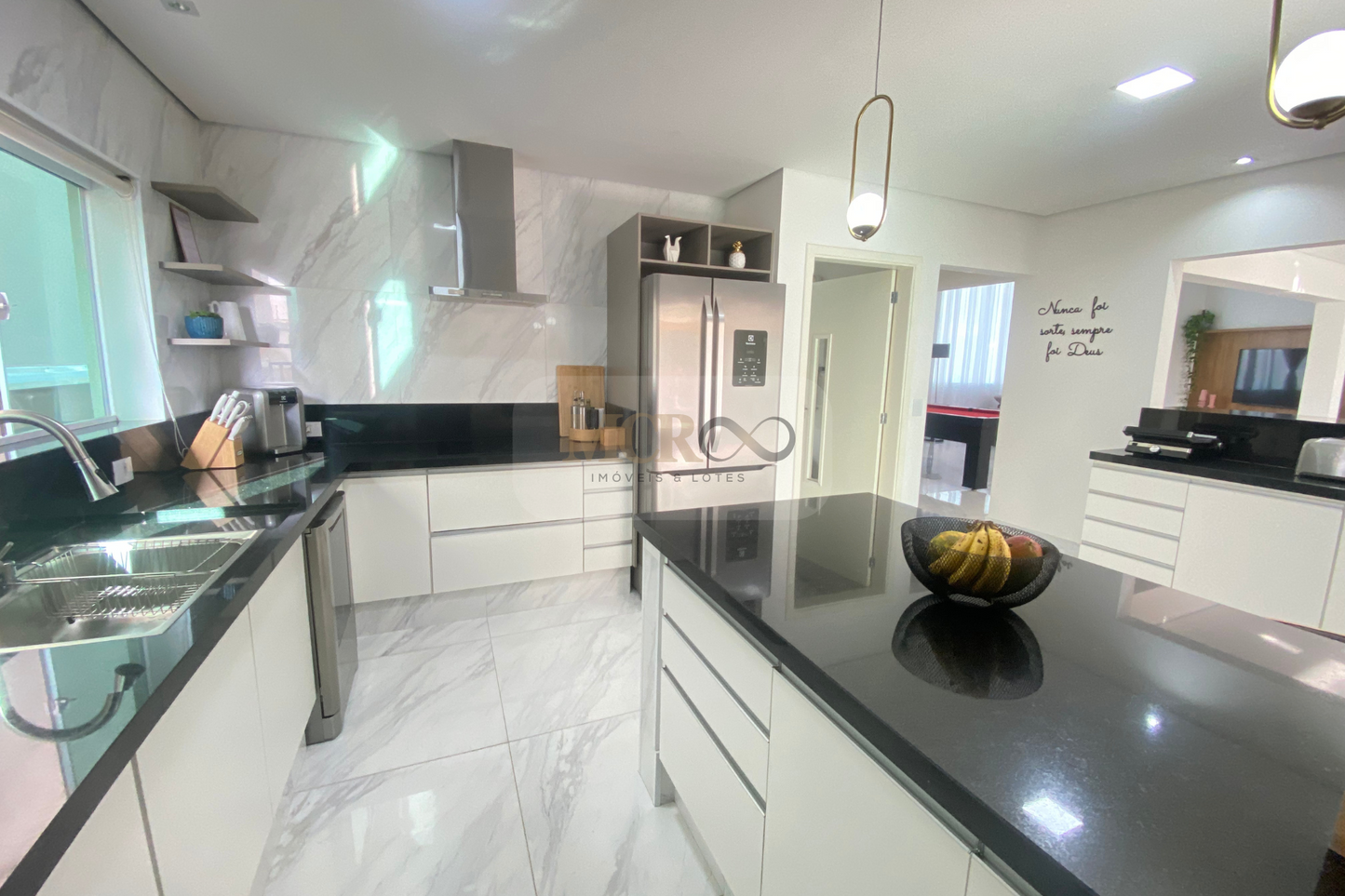 Sobrado em Condomínio com piscina - Vila do Sol Valinhos - SP