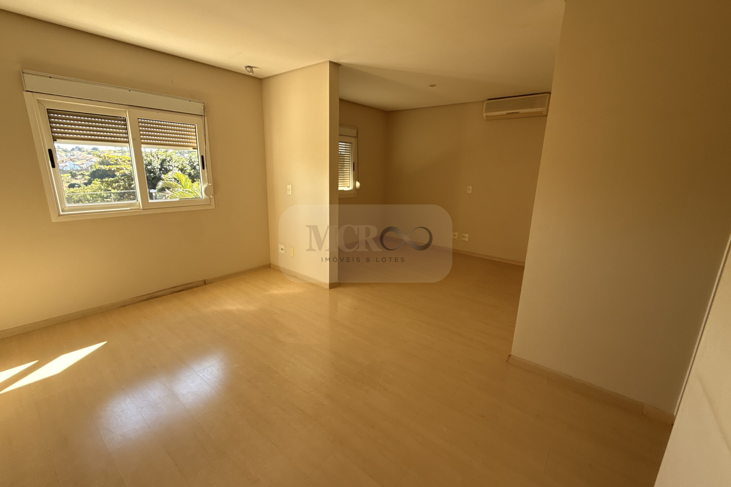 Casa de Alto Padrão à Venda em Condomínio Fechado – Valinhos/SP