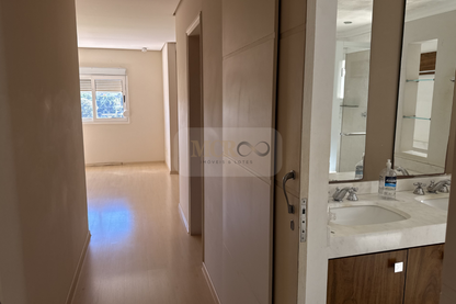 Casa de Alto Padrão à Venda em Condomínio Fechado – Valinhos/SP
