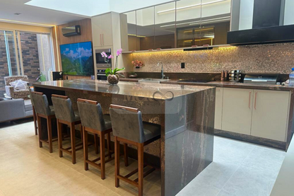 Casa à Venda Condomínio Quinta das Parreiras - Valinhos