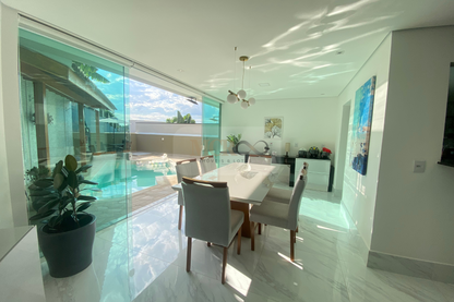 Sobrado em Condomínio com piscina - Vila do Sol Valinhos - SP