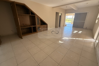 Casa de Alto Padrão à Venda em Condomínio Fechado – Valinhos/SP