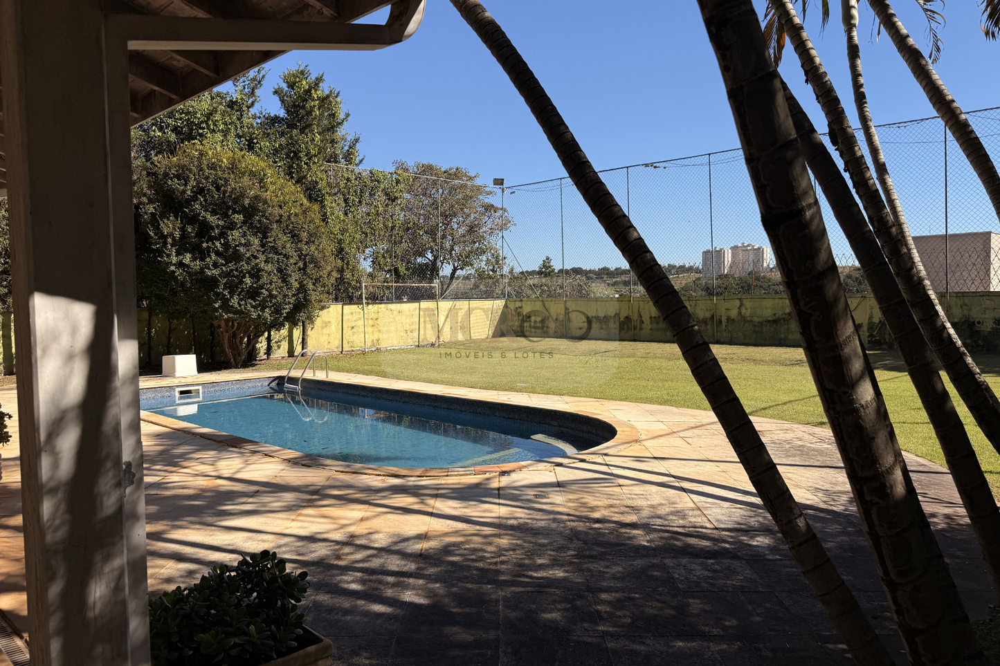 Casa de Alto Padrão à Venda em Condomínio Fechado – Valinhos/SP