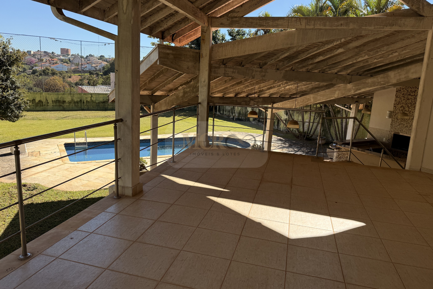 Casa de Alto Padrão à Venda em Condomínio Fechado – Valinhos/SP