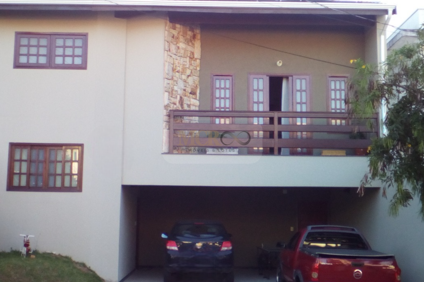 Sobrado em Condomínio em Valinhos