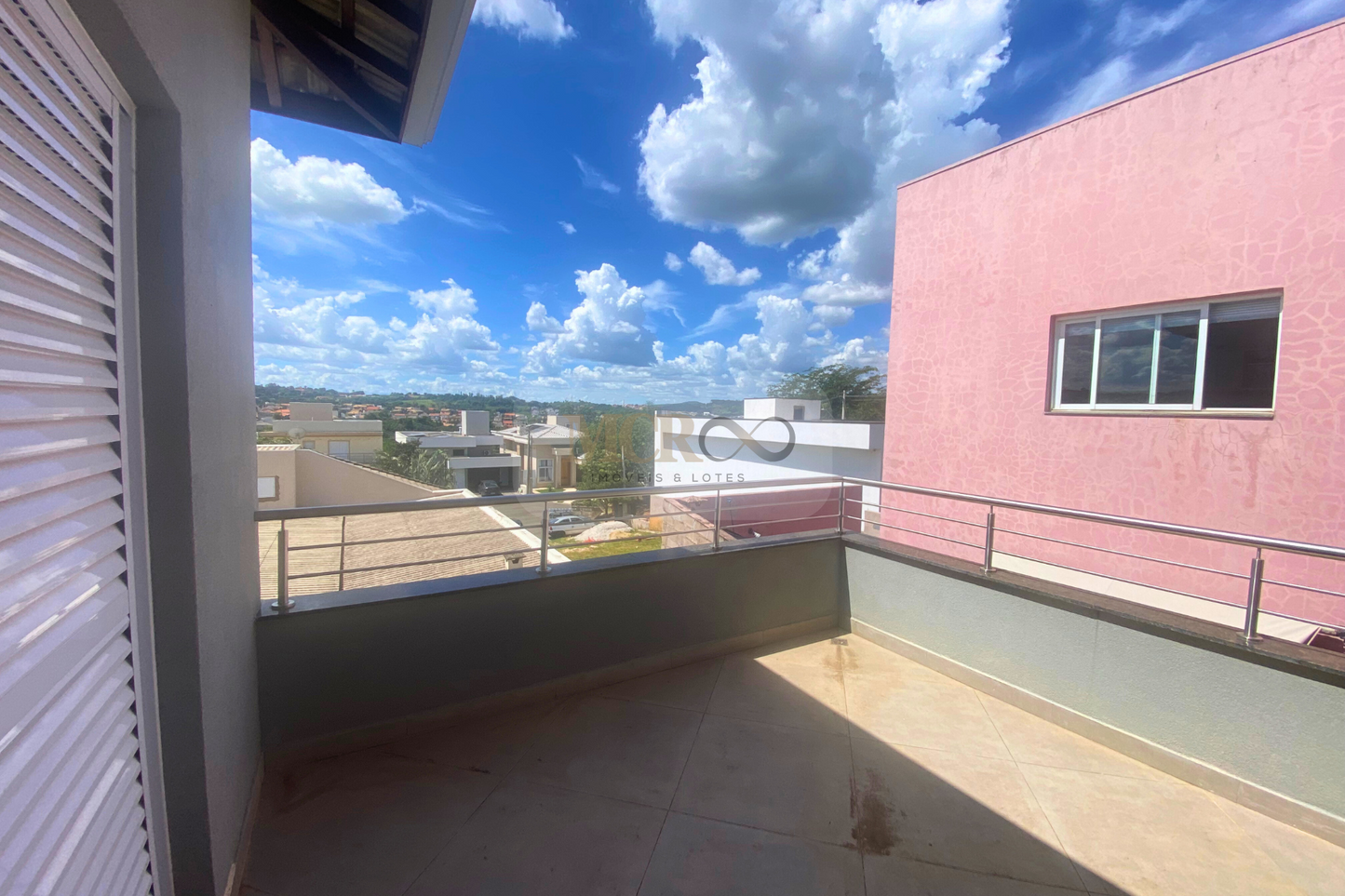 Casa à Venda Condomínio Village Santa Clara - Valinhos