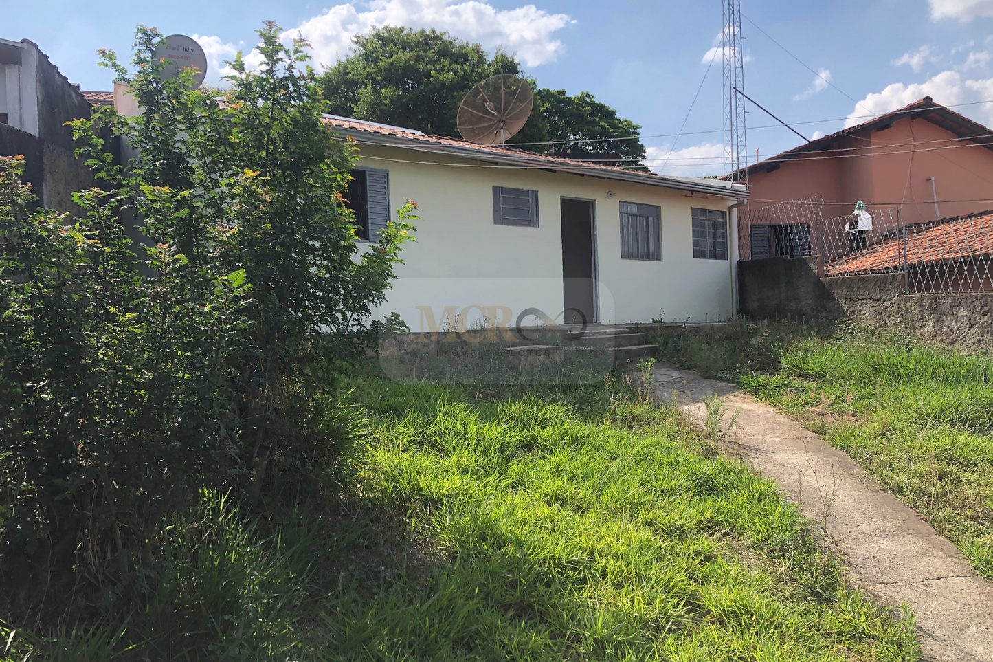 Casa comercial e residencial  Valinhos