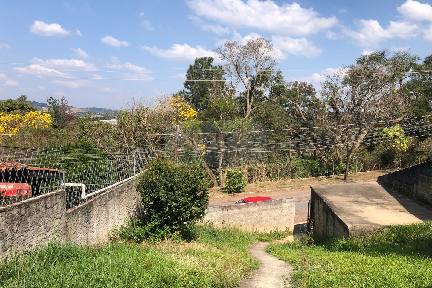 Casa comercial e residencial  Valinhos