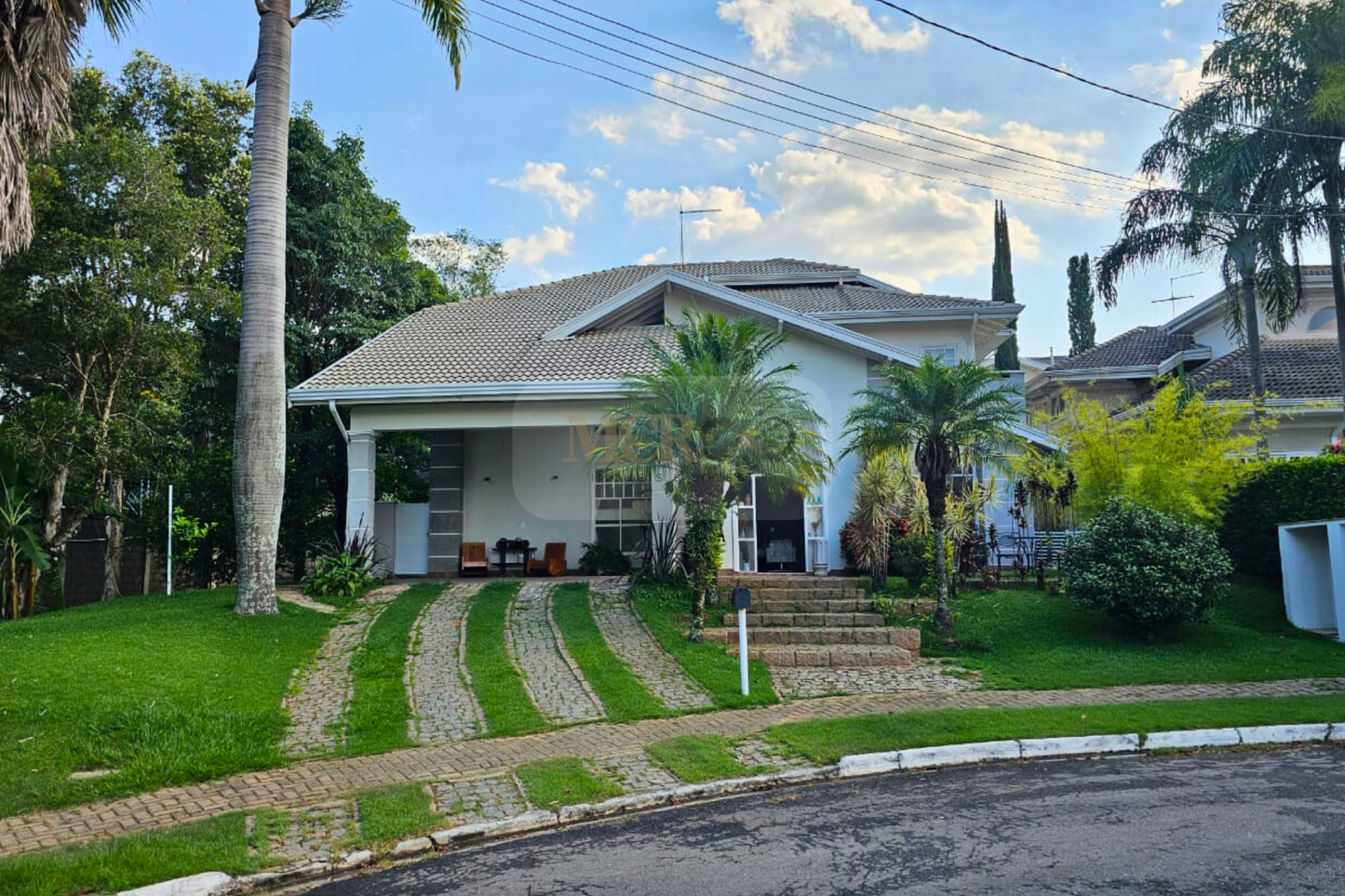Casa à Venda - Condomínio Reserva Colonial Valinhos