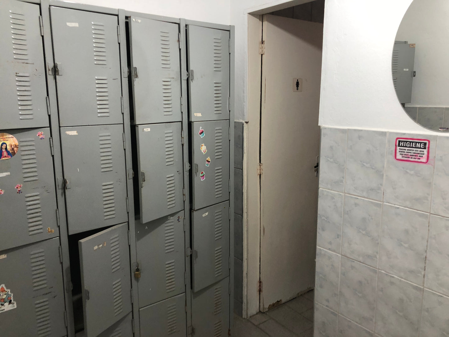 VENDA – ESCOLA INFANTIL COMPLETA EM VALINHOS/SP