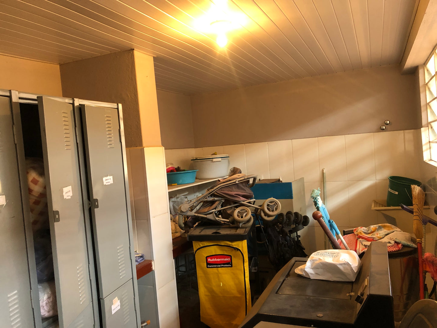 VENDA – ESCOLA INFANTIL COMPLETA EM VALINHOS/SP