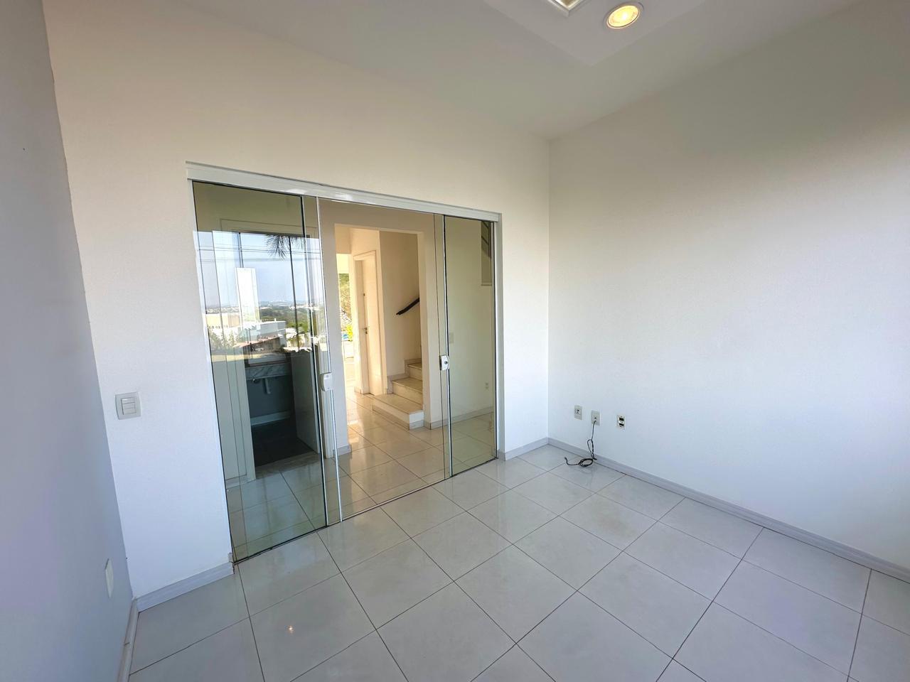 Casa alto padrão para locação