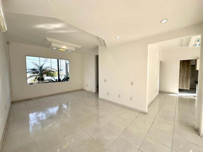 Casa alto padrão para locação