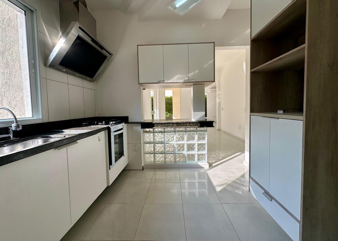 Casa alto padrão para locação