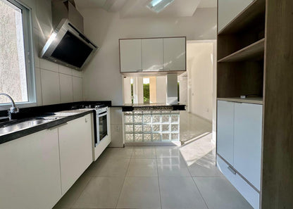 Casa alto padrão para locação