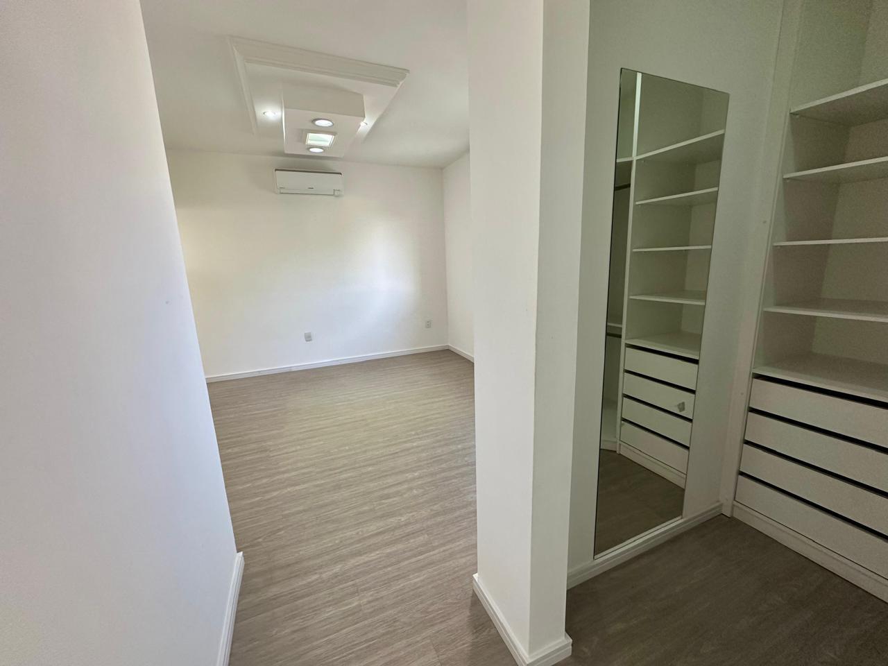 Casa alto padrão para locação