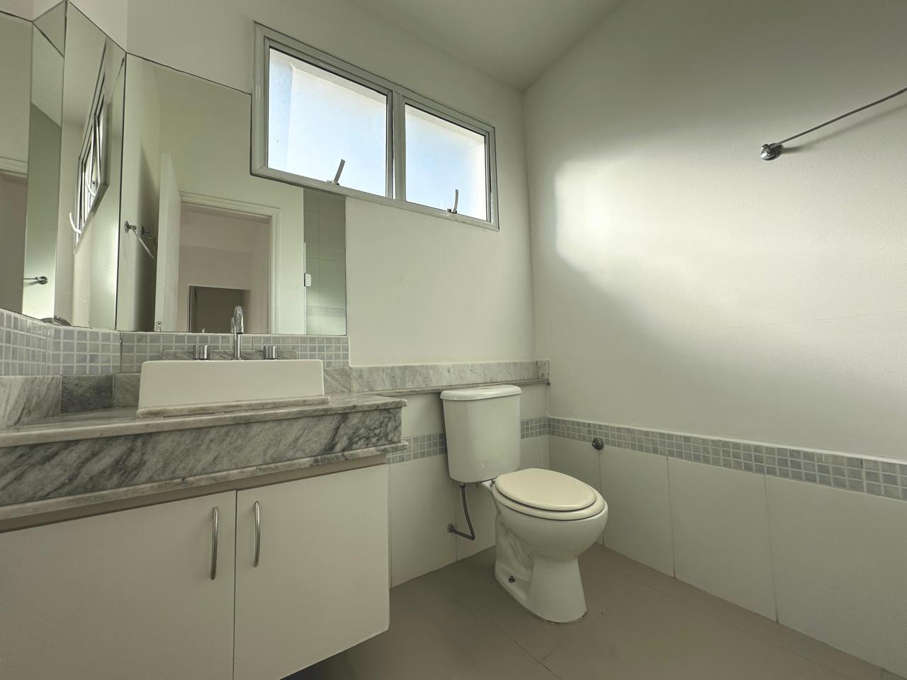 Casa alto padrão para locação