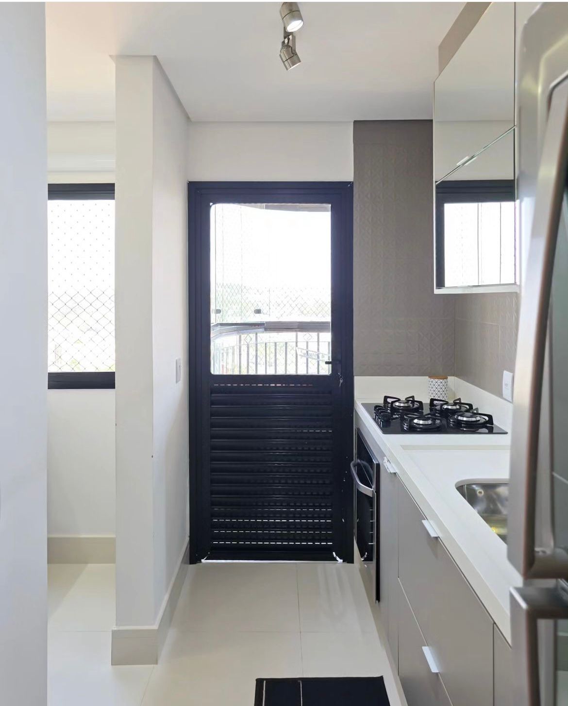 Apartamento no Edifício Gênova em Valinhos