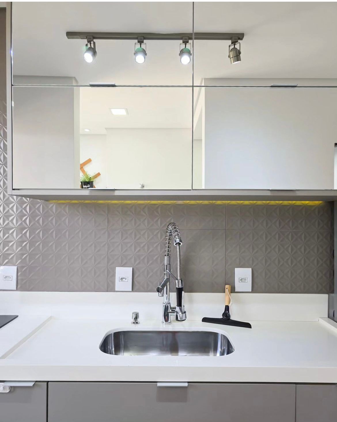 Apartamento no Edifício Gênova em Valinhos