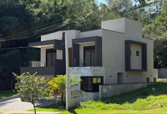 Sobrado Alto Padrão em Louveira