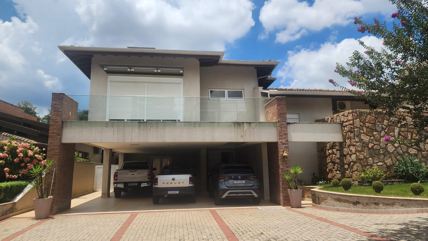 Casa em condomínio próximo ao Shooping Valinhos