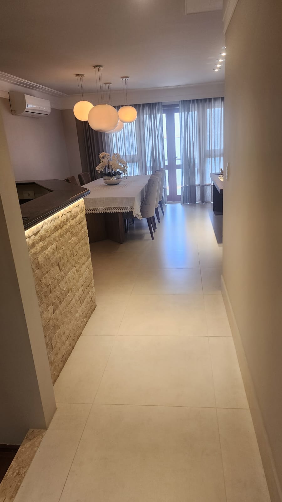 Casa em condomínio próximo ao Shooping Valinhos