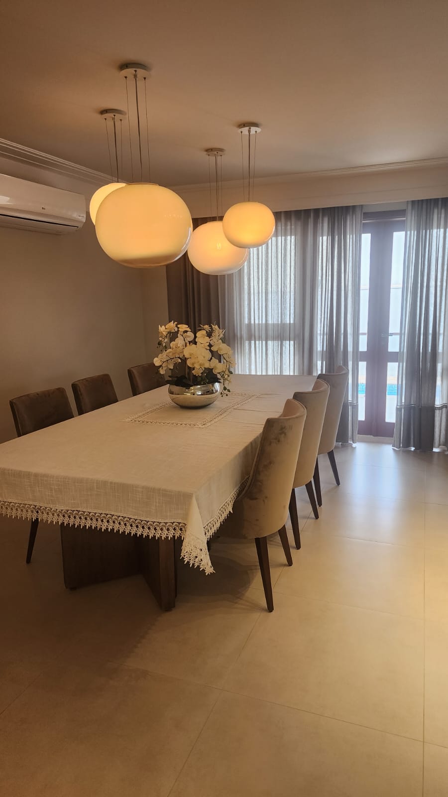 Casa em condomínio próximo ao Shooping Valinhos