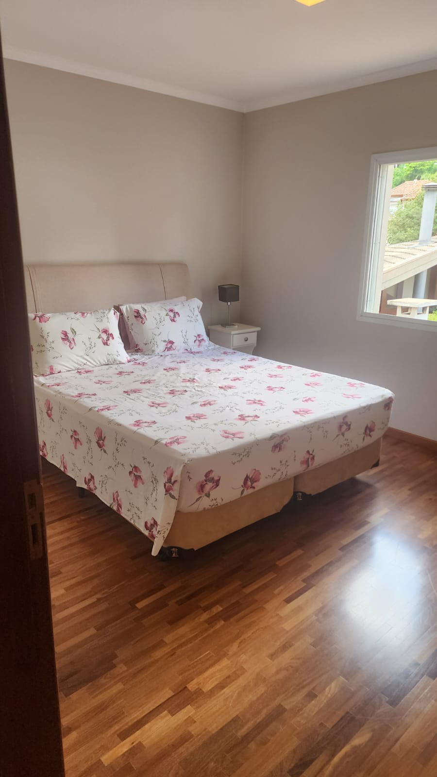 Casa em condomínio próximo ao Shooping Valinhos