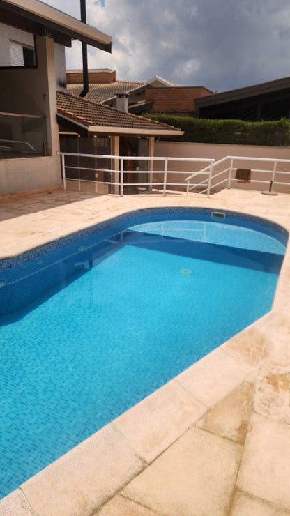 Casa em condomínio próximo ao Shooping Valinhos