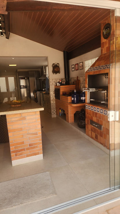 Casa em condomínio próximo ao Shooping Valinhos