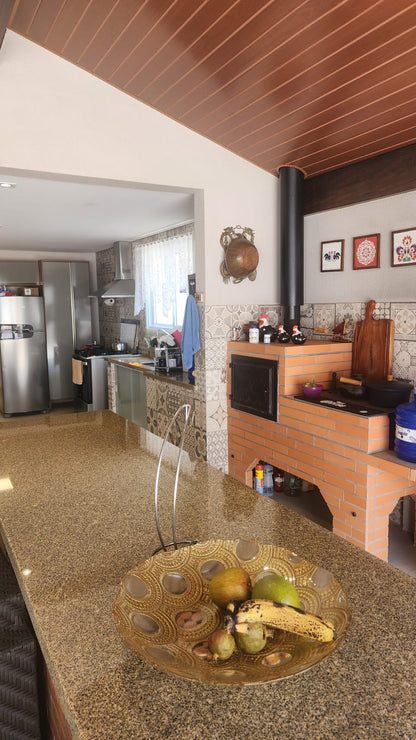 Casa em condomínio próximo ao Shooping Valinhos