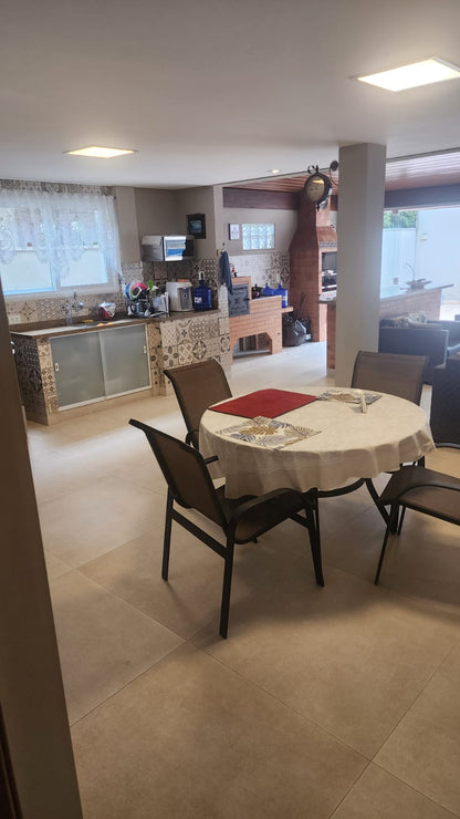 Casa em condomínio próximo ao Shooping Valinhos