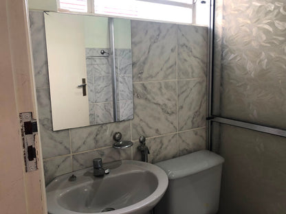 Casa Térrea com Edícula à Venda  em Valinhos