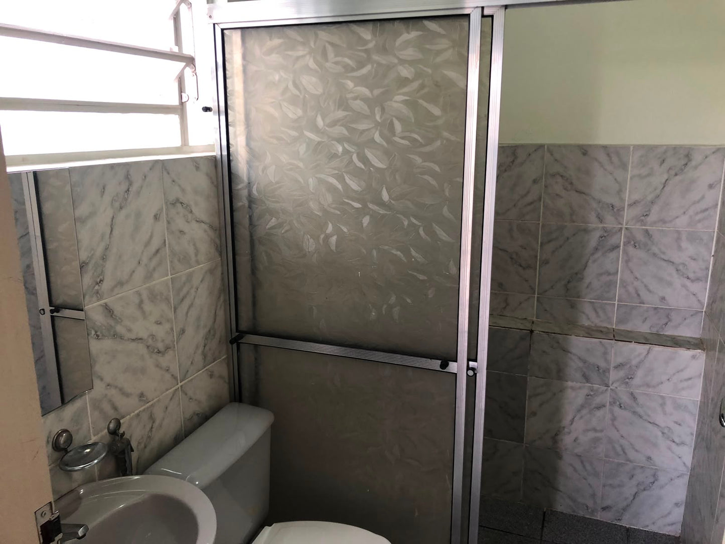 Casa Térrea com Edícula à Venda  em Valinhos