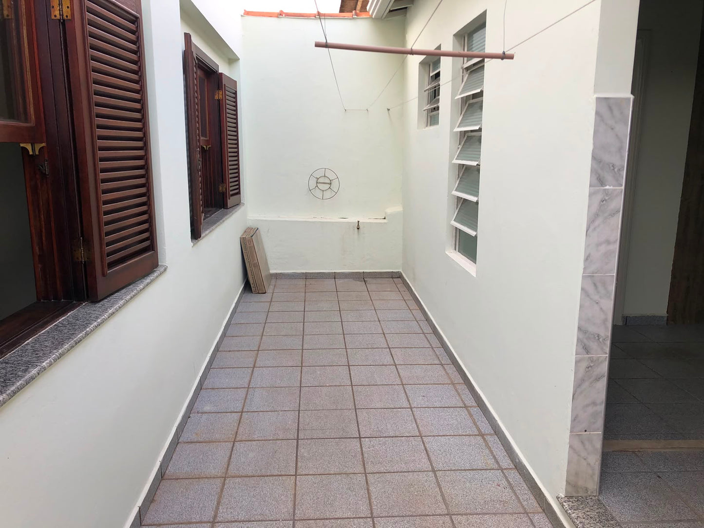 Casa Térrea com Edícula à Venda  em Valinhos