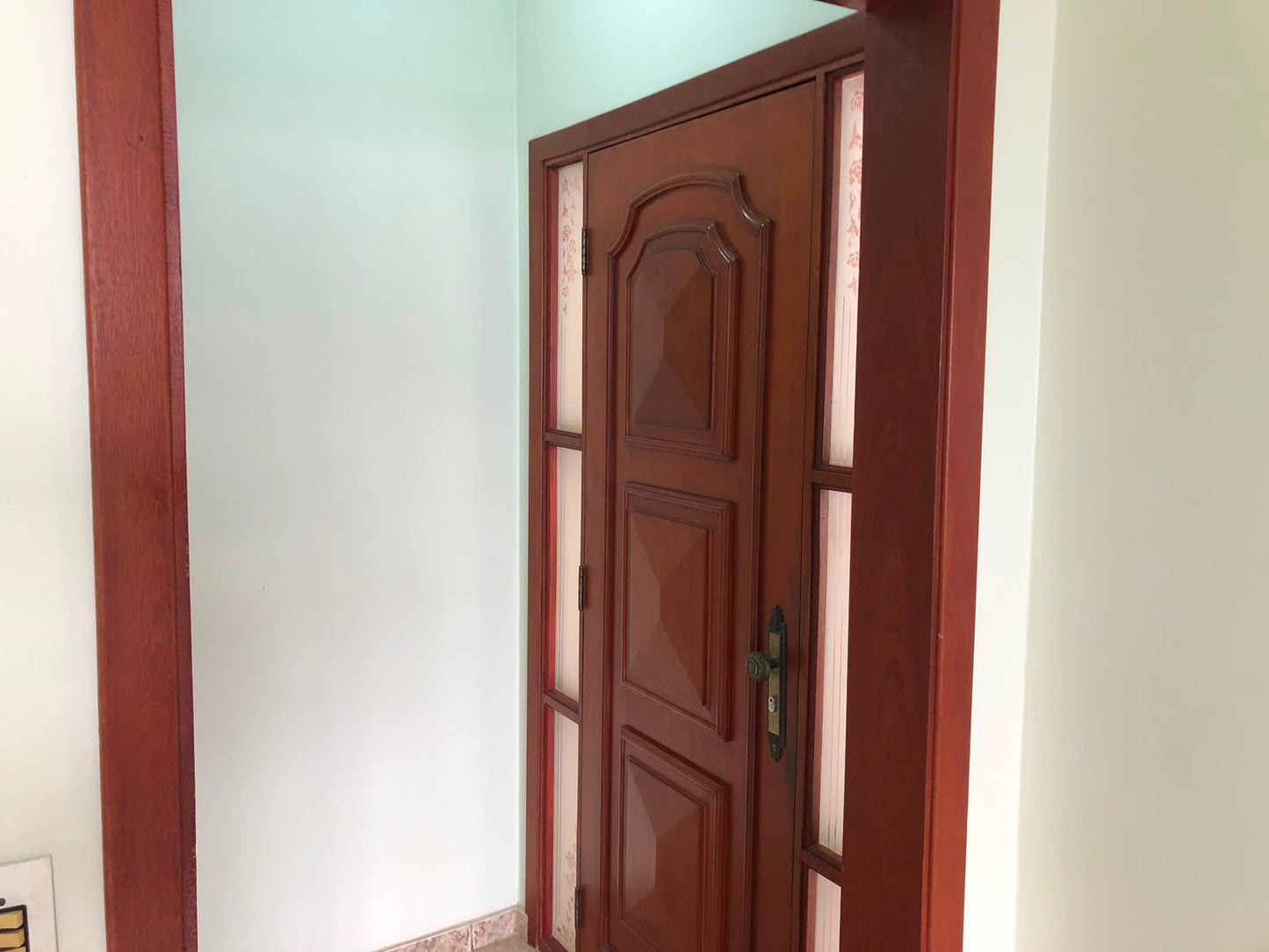 Casa Térrea com Edícula à Venda  em Valinhos