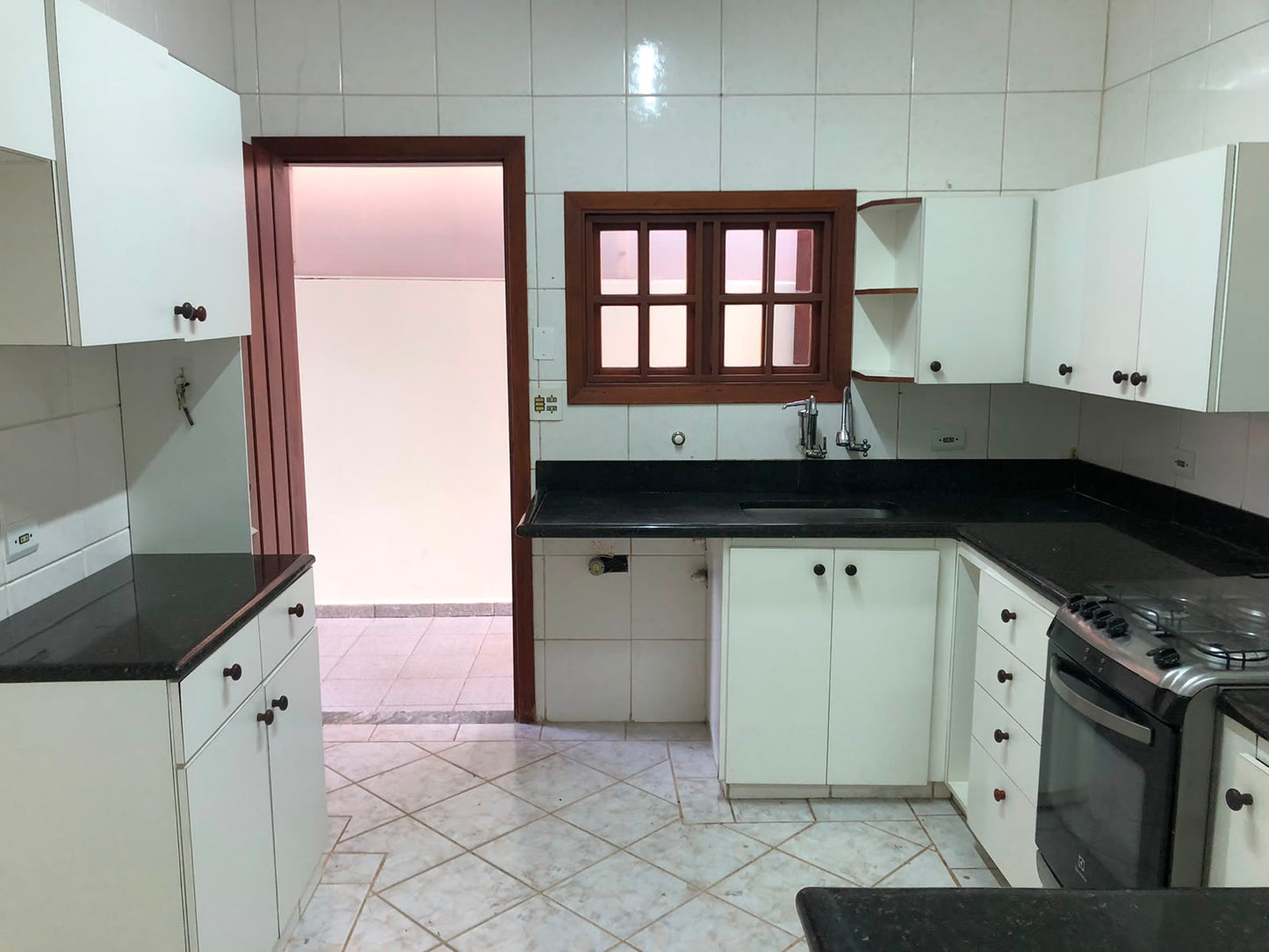 Casa Térrea com Edícula à Venda  em Valinhos