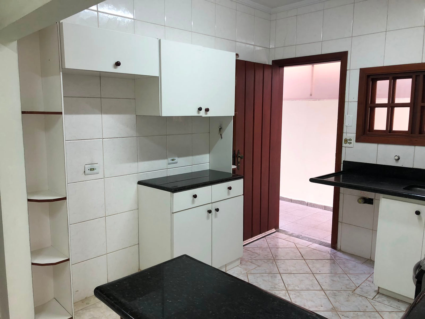 Casa Térrea com Edícula à Venda  em Valinhos