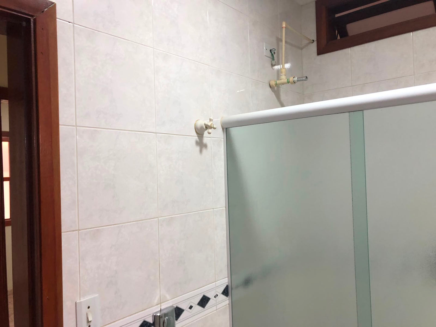 Casa Térrea com Edícula à Venda  em Valinhos