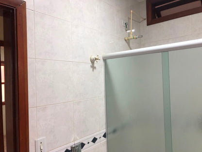 Casa Térrea com Edícula à Venda  em Valinhos