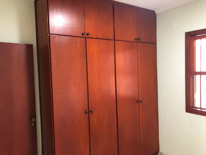 Casa Térrea com Edícula à Venda  em Valinhos