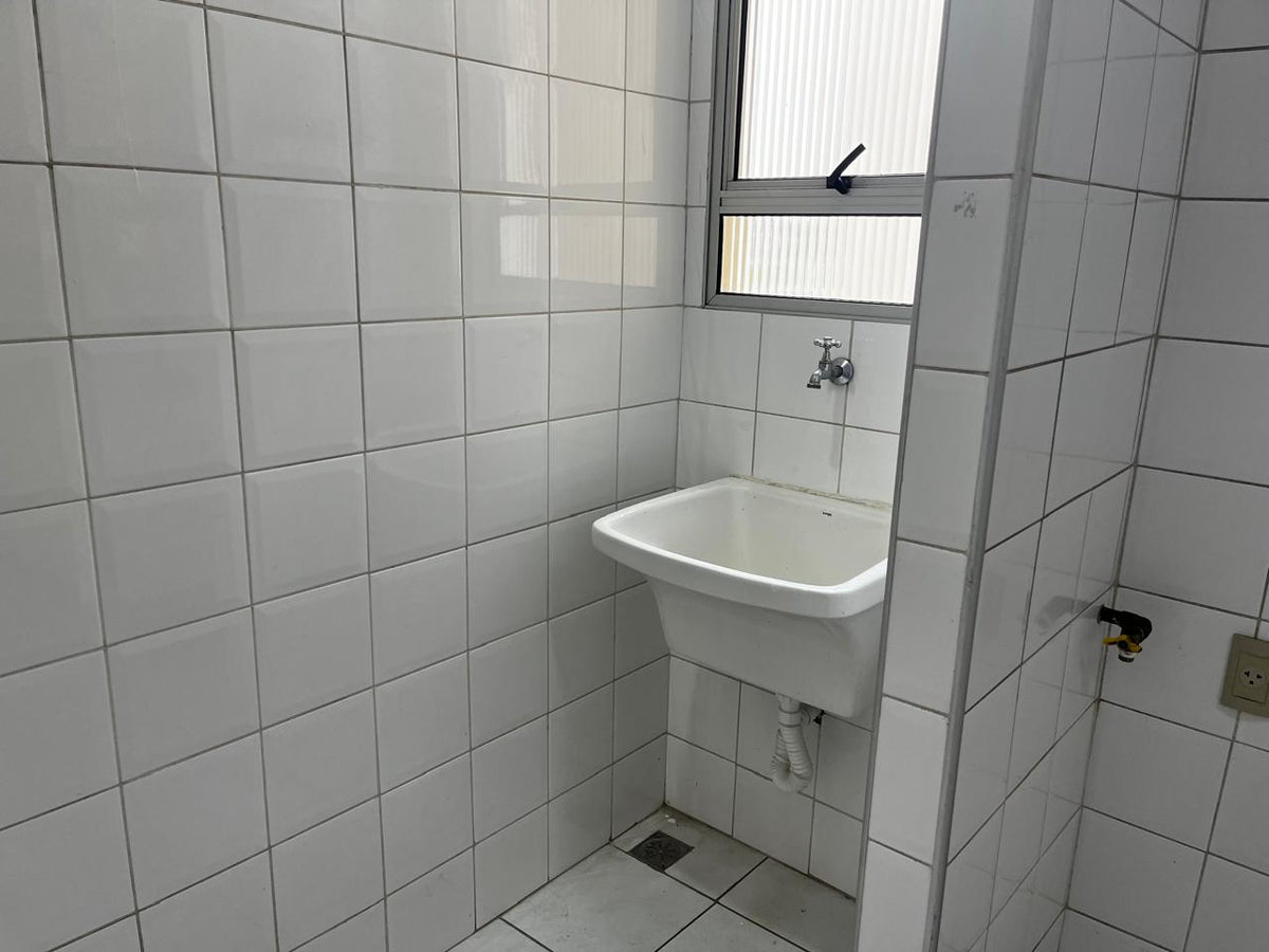 Apartamento em Andar Alto com Sol da Manhã – 2 Dormitórios e 2 Vagas em Valinhos!