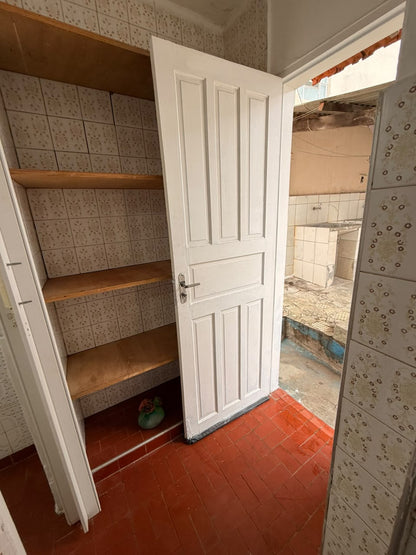 Casa de Fundo para Locação no Centro - 1 Dormitório | Pacote R$ 1.450