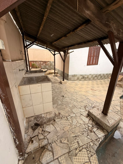 Casa de Fundo para Locação no Centro - 1 Dormitório | Pacote R$ 1.450