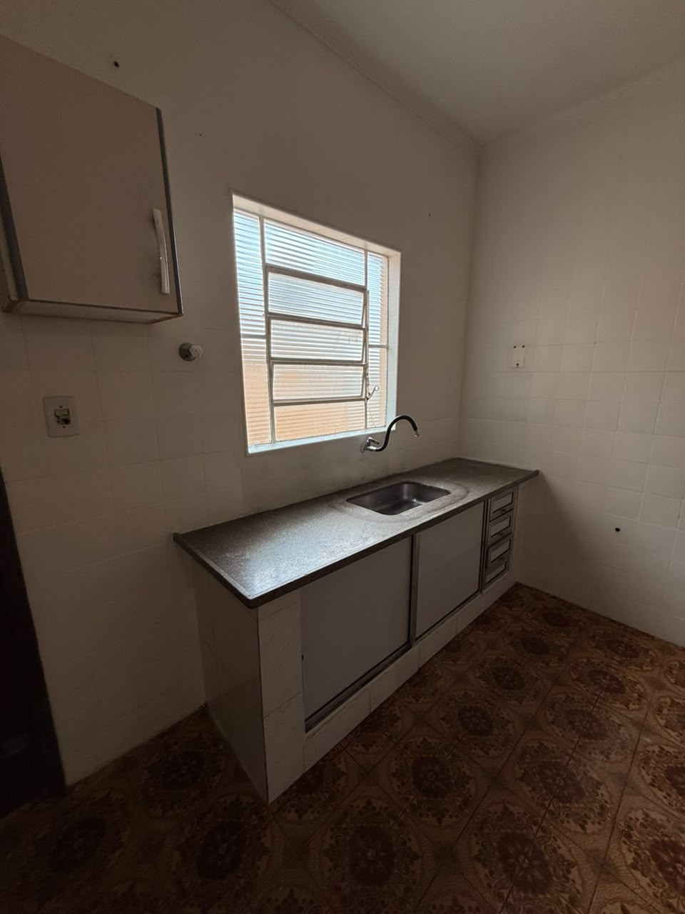 Casa Comercial / Residencial no Centro - 3 Dorms + Garagem Oportunidade Comerciais