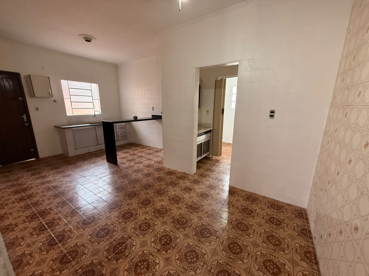 Casa Comercial / Residencial no Centro - 3 Dorms + Garagem Oportunidade Comerciais